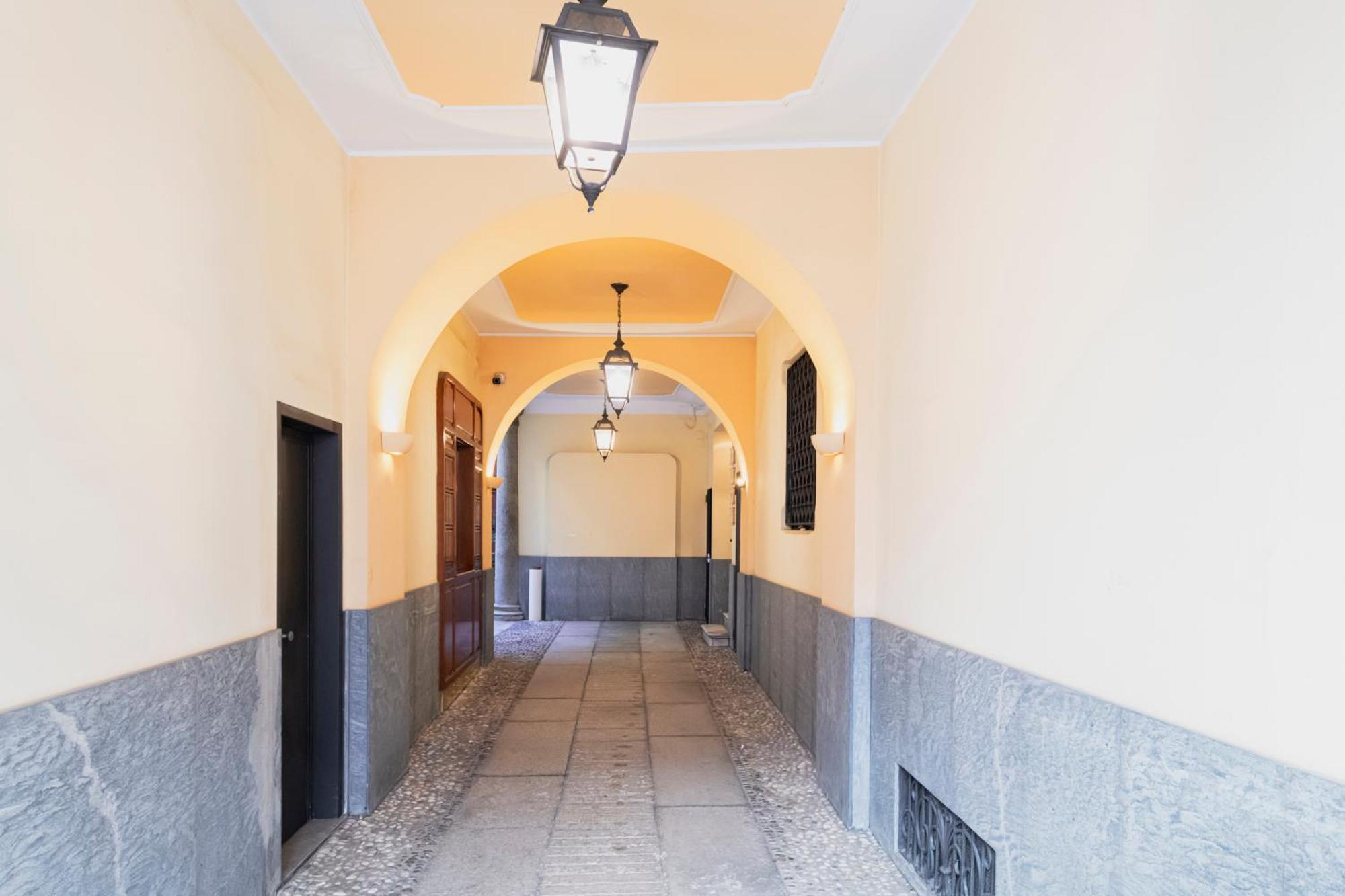 Amazing Studio In San Babila Milan Luaran gambar